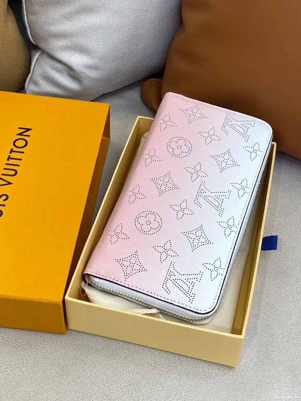 Affordable VUITTON ZIPPY WALLET LOUIS 0530